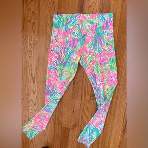 NWOT “Fan Sea” Girls Leggings Size XL (12-14).🌴💕